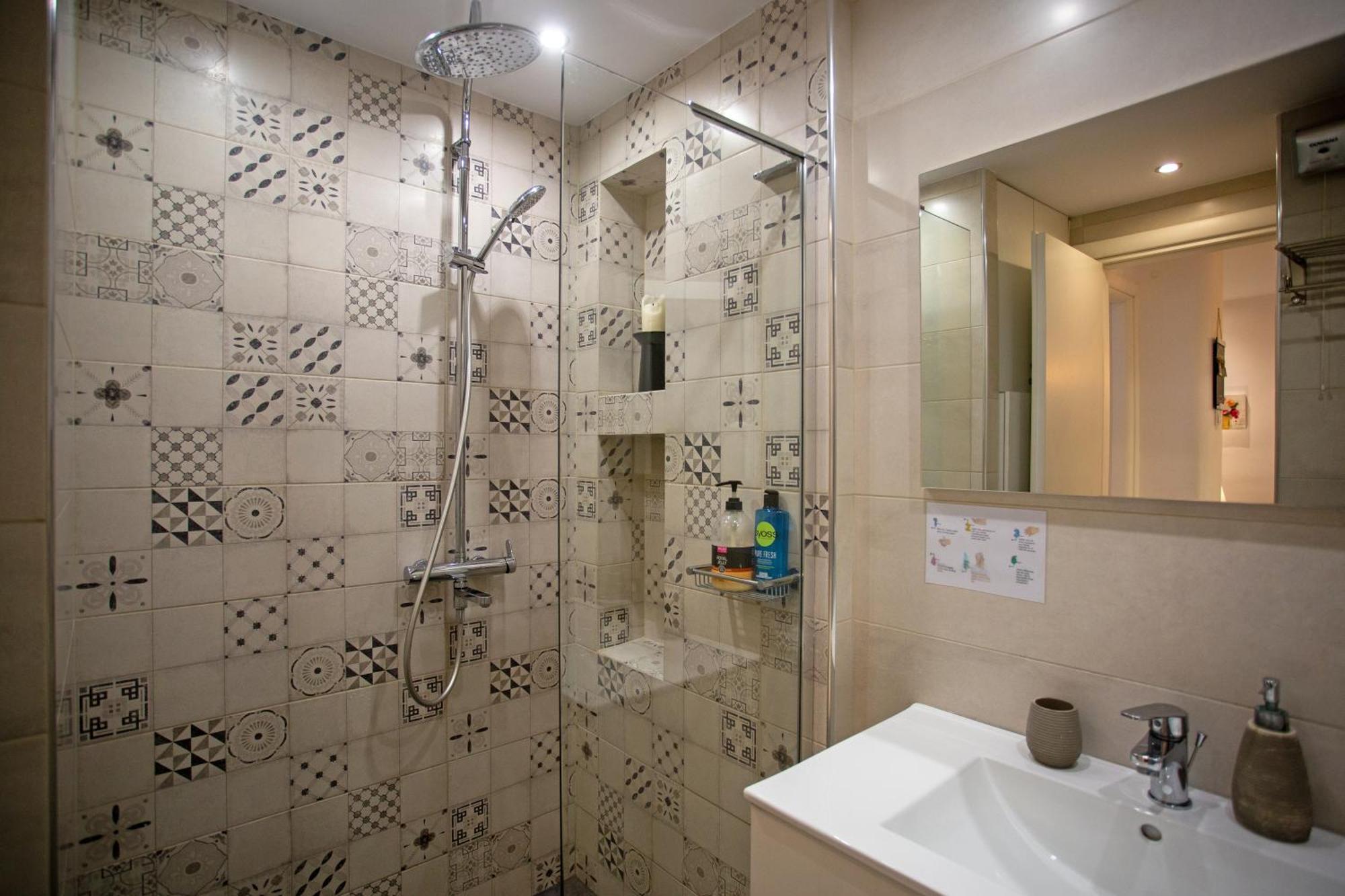 Hadrian By Heloni Apartments Athens Luaran gambar